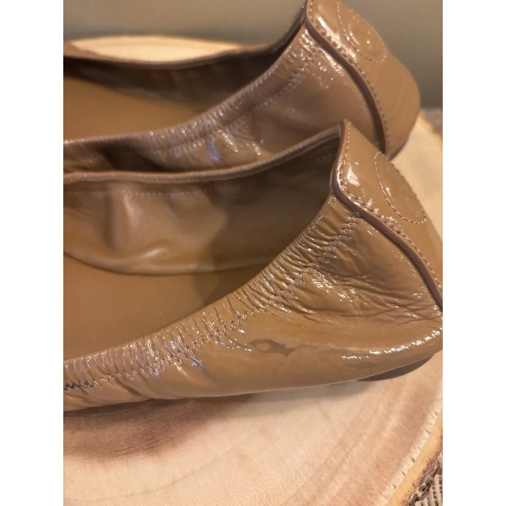 Tory Burch Eddie Bow Patent Ballet Flats Size 10.5‎ Royal Tan.